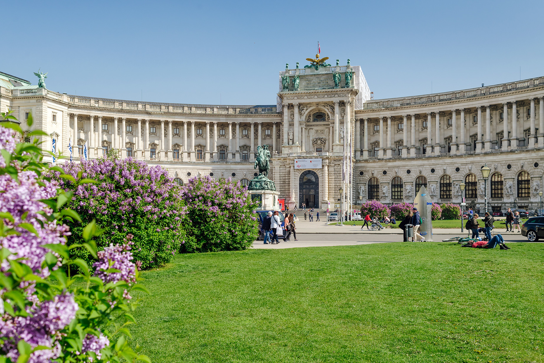 Außenansicht der Neuen Burg am Wiener Heldenplatz
